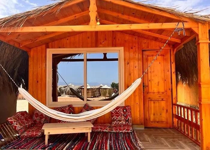 Eden Camp Szálloda Nuweiba`
